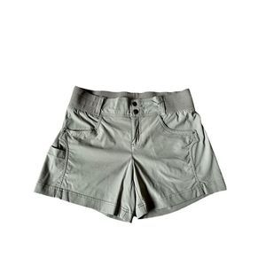 Title Nine Recycled Clamber 2.0 Shorts 5" Khaki Olive Green sz 6 but fits sz 4